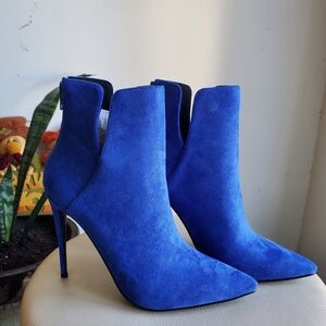 Mercy made, women  ankle  boots sz 8